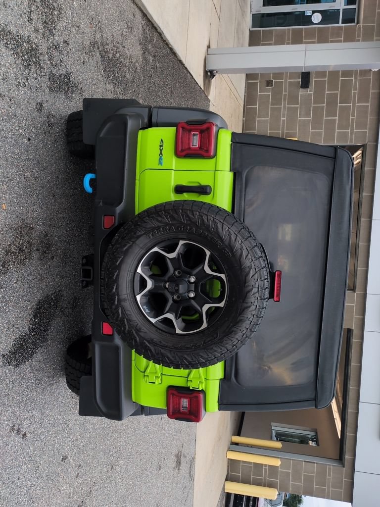 Used 2021 Jeep Wrangler Unlimited Rubicon 4xe w/ Cold Weather Group AWD/4WD image 6