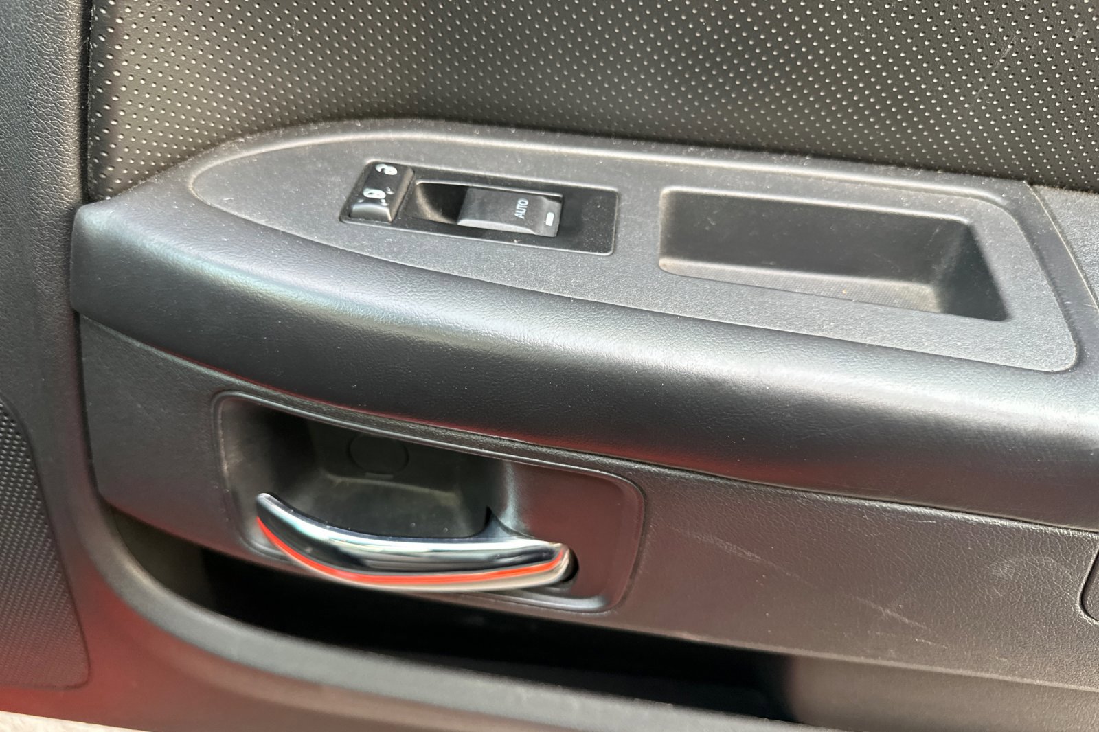 Used 2013 Dodge Challenger R/T image 20