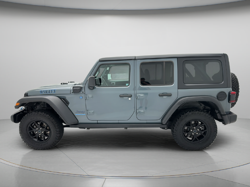 Used 2024 Jeep Wrangler Unlimited AWD/4WD image 8