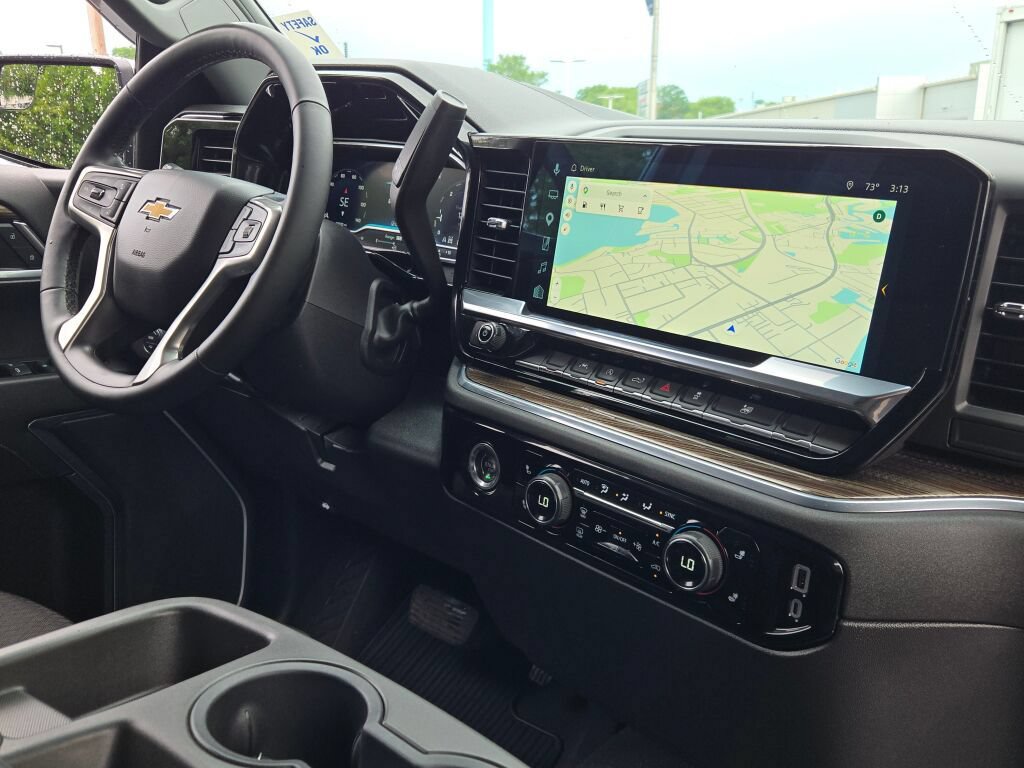 Certified 2023 Chevrolet Silverado 1500 LT AWD/4WD image 16