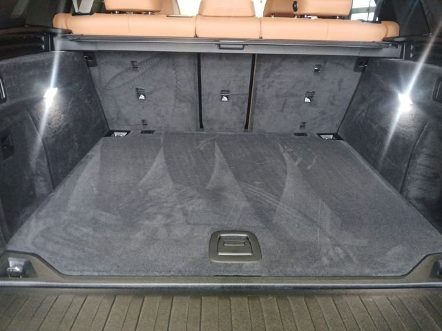 Used 2025 BMW X5 M60i image 47