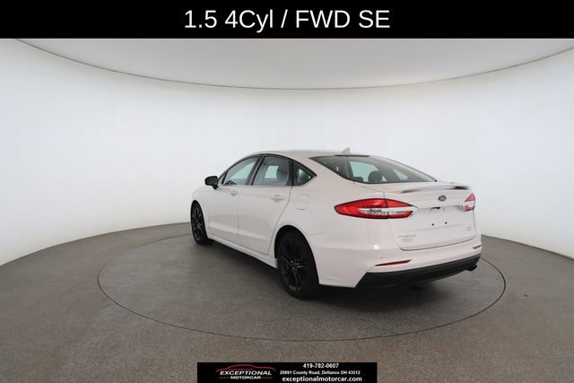 Used 2019 Ford Fusion SE w/ Equipment Group 151A image 12