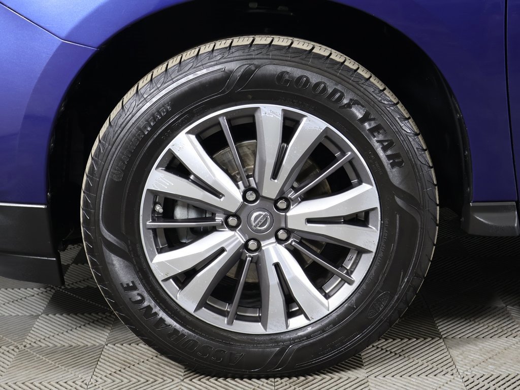 Used 2019 Nissan Pathfinder SL image 25