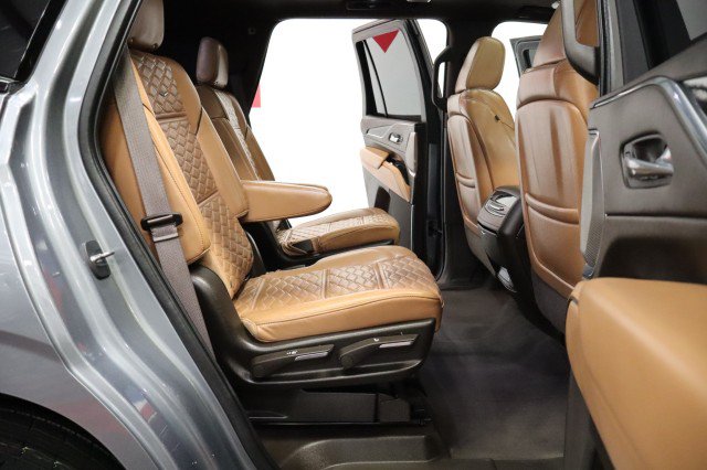 Used 2021 Cadillac Escalade Sport w/ Driver Assist Tech Package AWD/4WD image 9