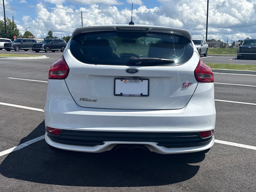 Used 2015 Ford Focus ST w/ Equipment Group 401A FWD image 20