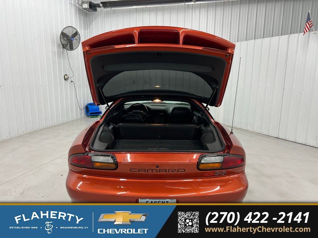 Used 2002 Chevrolet Camaro Z28 w/ SS Performance/Appearance Pkg image 16