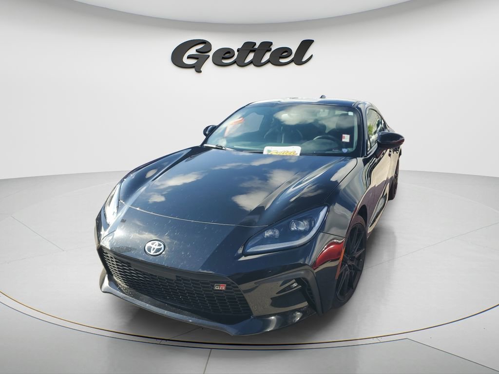 Used 2024 Toyota GR86 Premium RWD video 1
