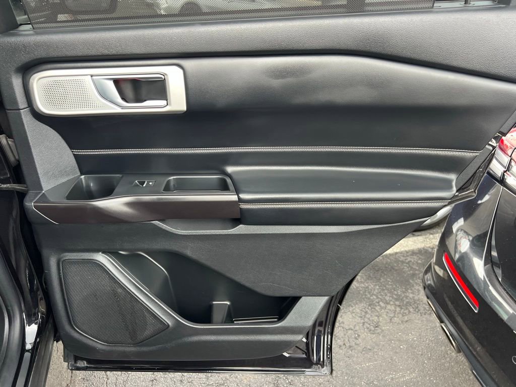 Used 2020 Ford Explorer ST w/ ST Street Pack image 30