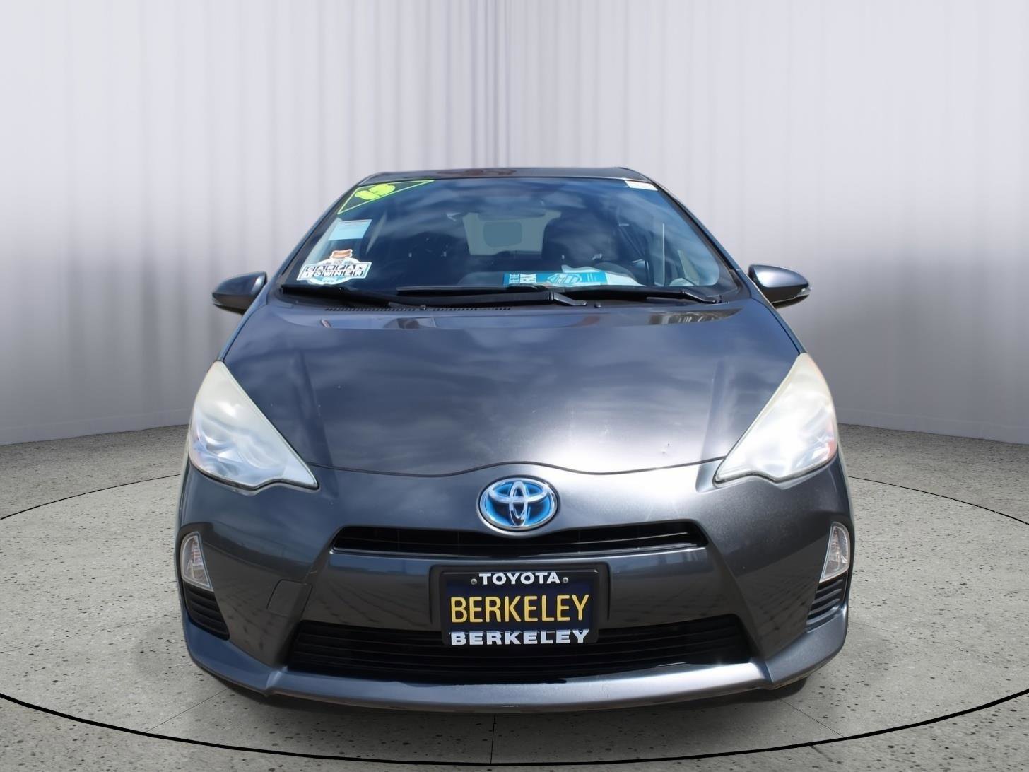 Used 2013 Toyota Prius C Two image 3