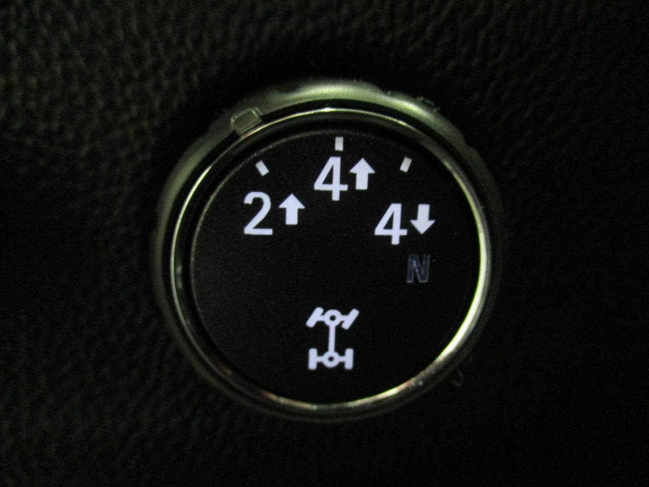 Used 2016 Chevrolet Colorado LT w/ LT Convenience Package image 16