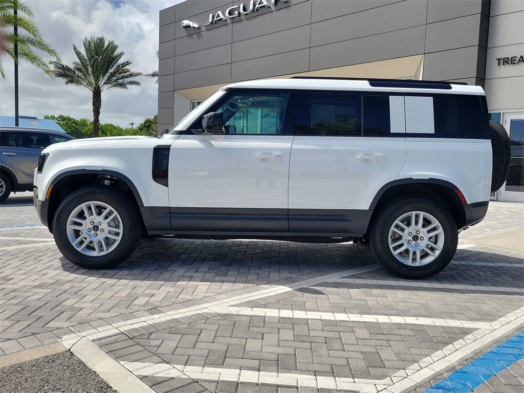 New 2026 Land Rover Defender 110 S image 2
