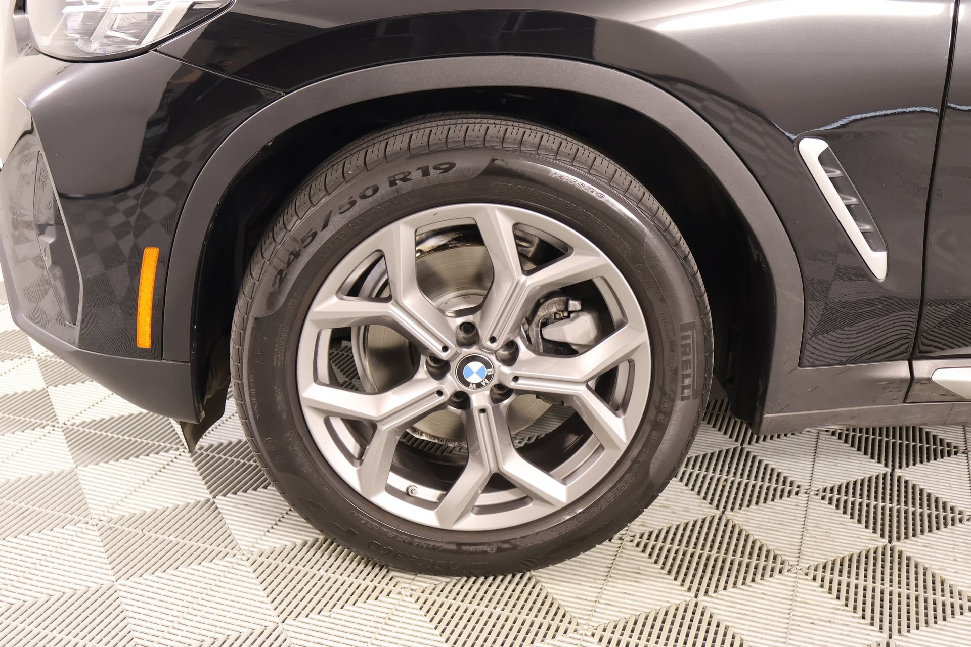 Used 2024 BMW X3 sDrive30i w/ Convenience Package RWD image 19