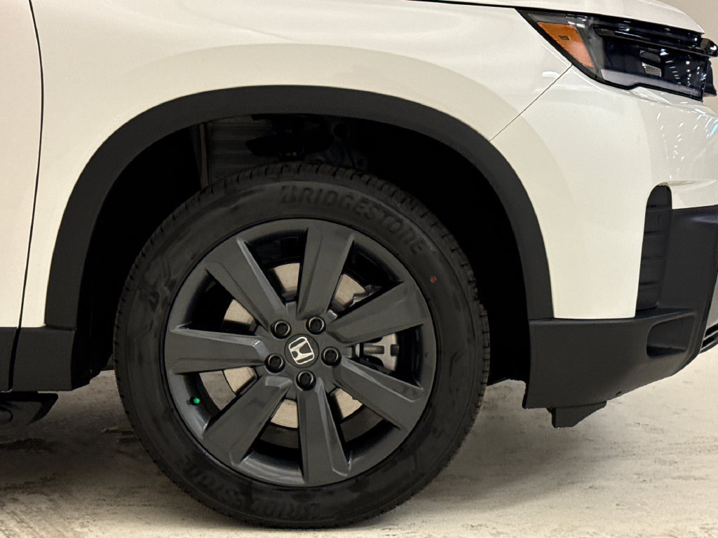 New 2026 Honda Pilot Sport image 6