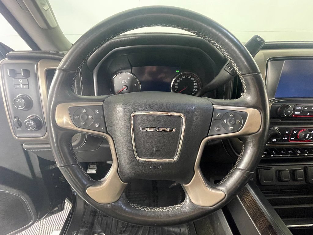Used 2016 GMC Sierra 2500 Denali w/ Duramax Plus Package AWD/4WD image 16
