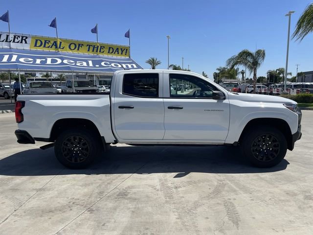 Used 2025 Chevrolet Colorado W/T w/ WT Custom Package RWD image 9