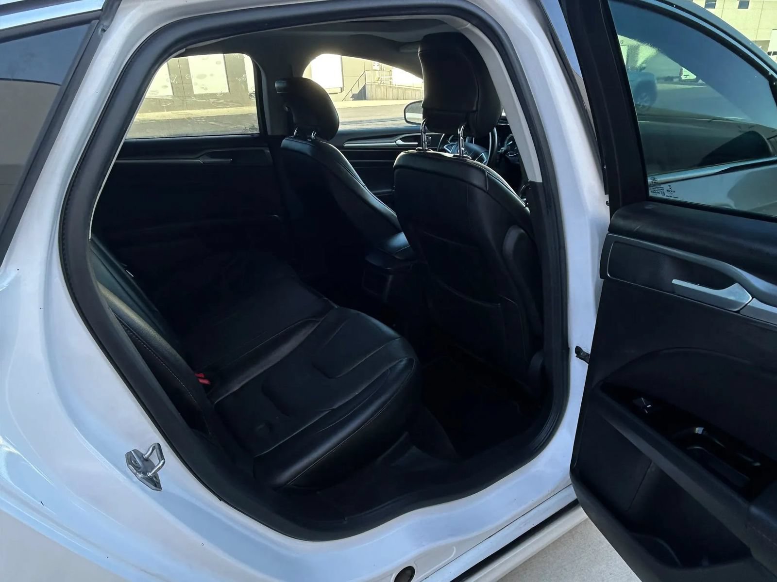 Used 2013 Ford Fusion Titanium w/ Titanium Driver Assist Pkg FWD image 12