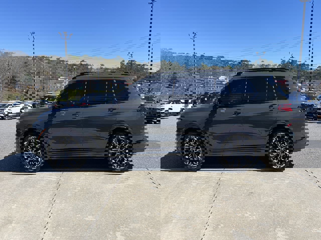 Certified 2024 BMW X7 M60i image 5