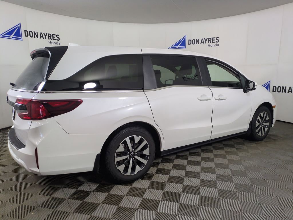 Certified 2025 Honda Odyssey EX-L image 9