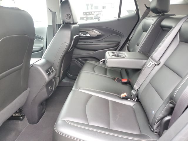 Used 2024 GMC Terrain SLT AWD/4WD image 11