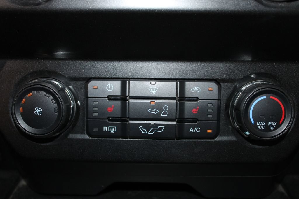 Used 2020 Ford F150 XLT w/ Equipment Group 302A Luxury AWD/4WD image 27