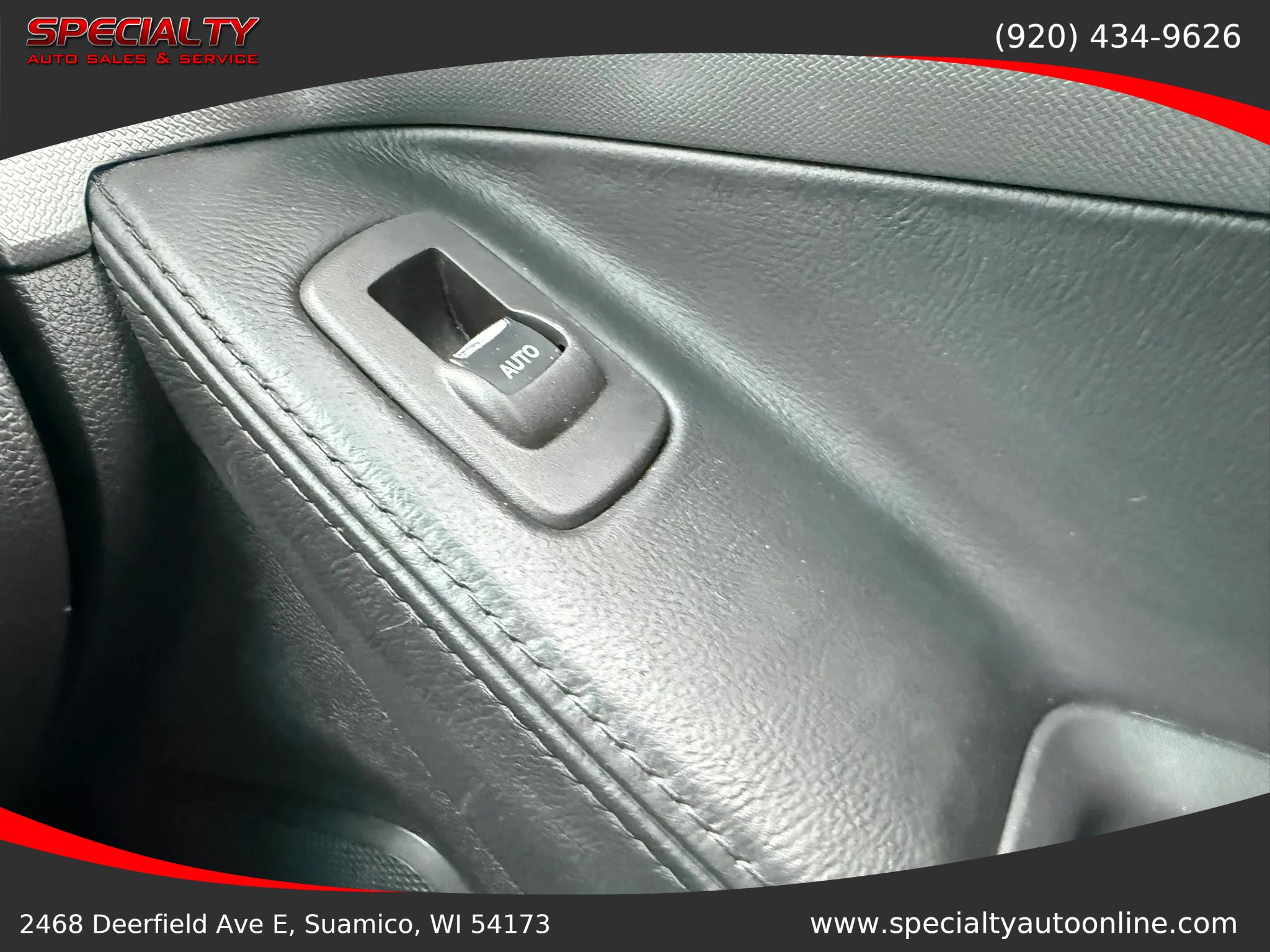 Used 2015 Ford Explorer XLT image 26