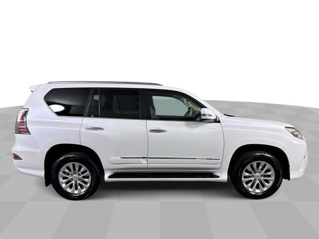 Used 2018 Lexus GX 460 Premium w/ Premium Package AWD/4WD image 9