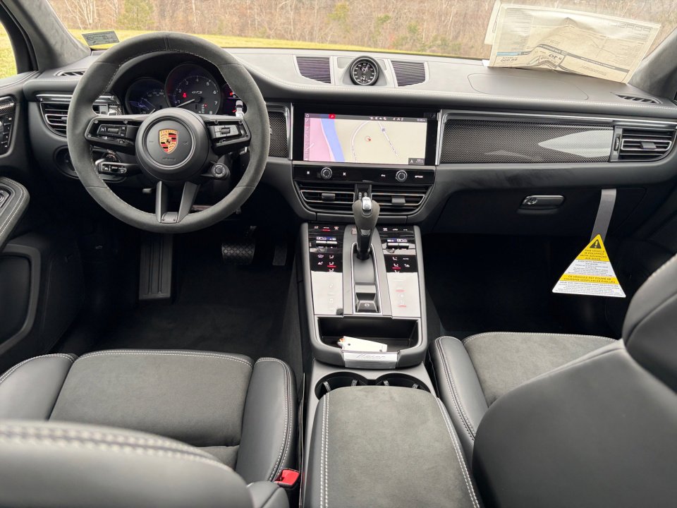New 2026 Porsche Macan GTS image 16