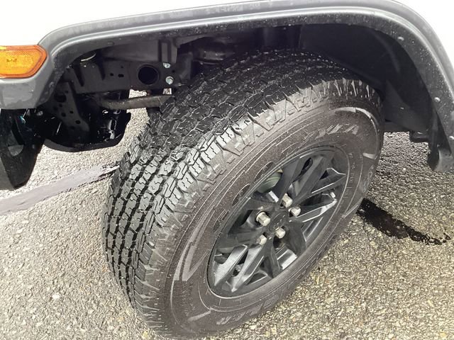Certified 2023 Jeep Gladiator Sport S image 20