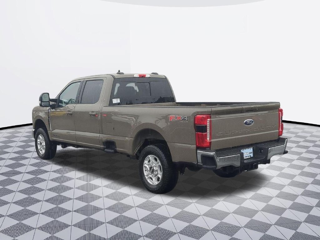 New 2026 Ford F250 XLT w/ XLT Premium Package AWD/4WD image 3