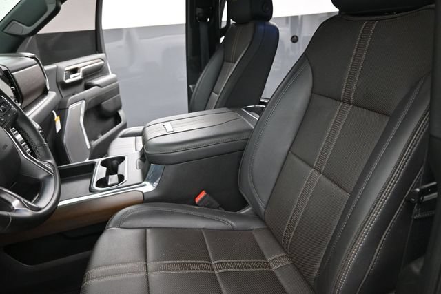 Used 2024 Chevrolet Silverado 2500 High Country w/ High Country Premium Package AWD/4WD image 14