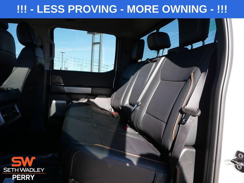 New 2026 Ford F250 Lariat w/ Black Appearance Package AWD/4WD image 15