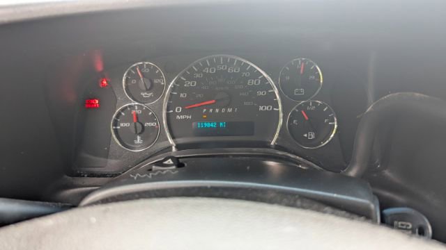 Used 2021 Chevrolet Express 2500 w/ Driver Convenience Package image 29