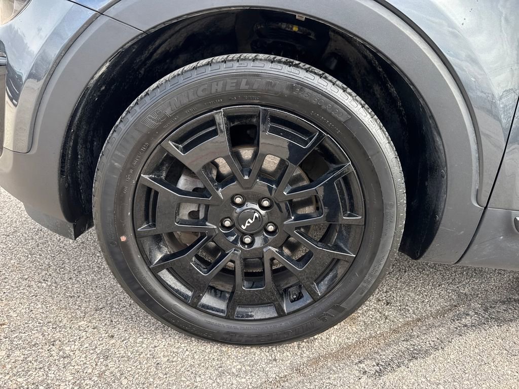 Used 2022 Kia Telluride SX w/ Nightfall Edition Package image 36