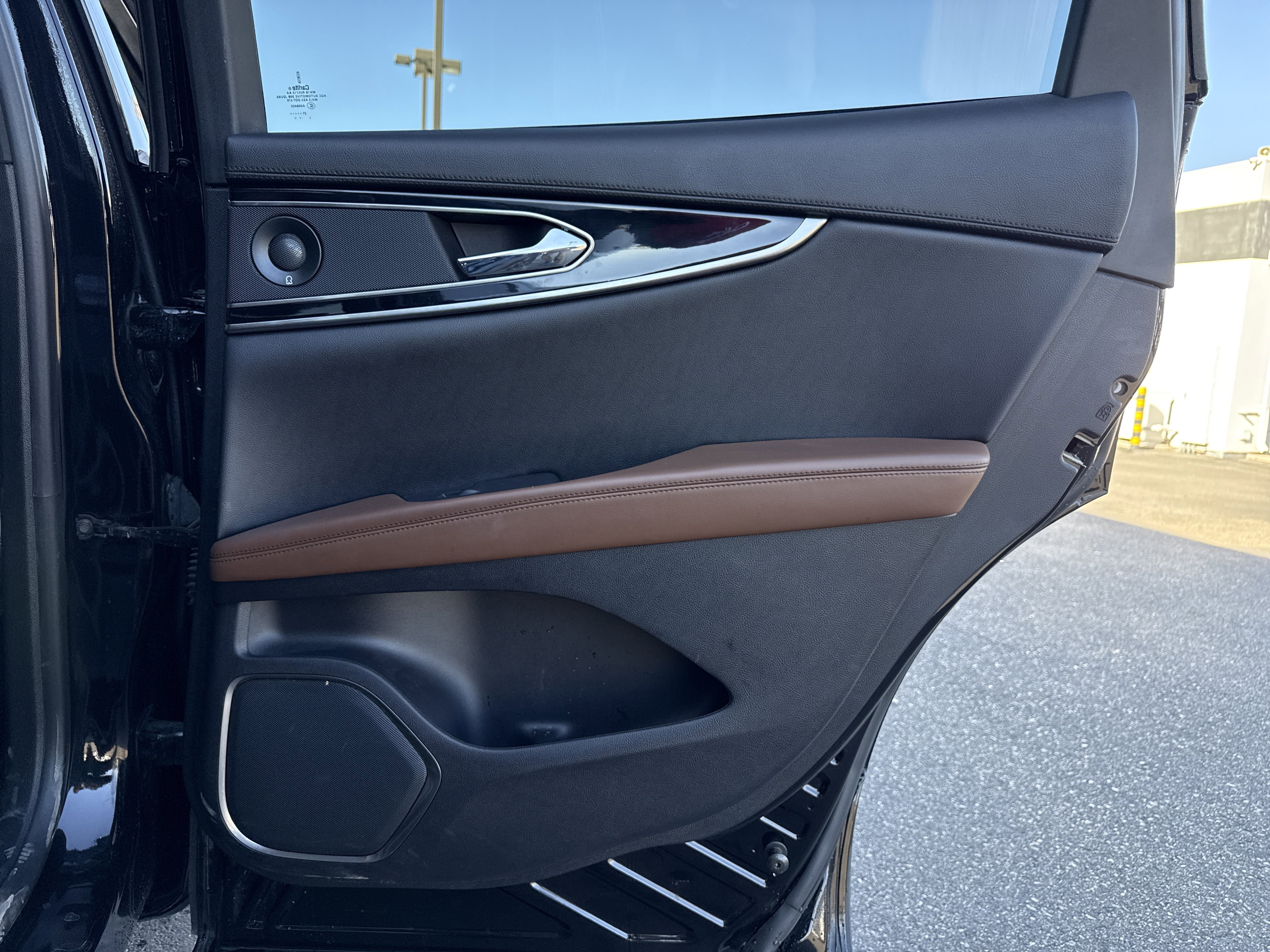 Used 2022 Lincoln Nautilus Reserve w/ Equipment Group 201A image 46