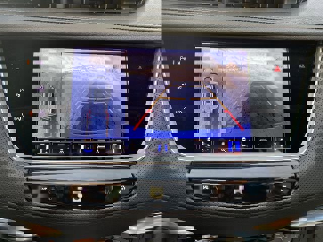 Used 2025 Cadillac XT5 Premium Luxury w/ Technology Package image 17