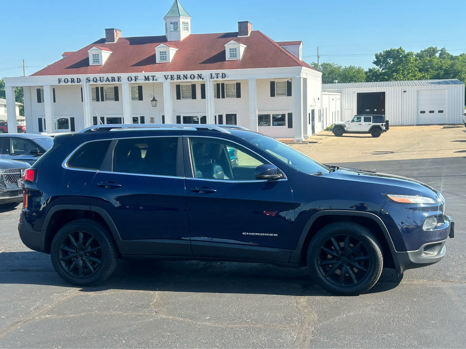 Used 2014 Jeep Cherokee Limited FWD image 4