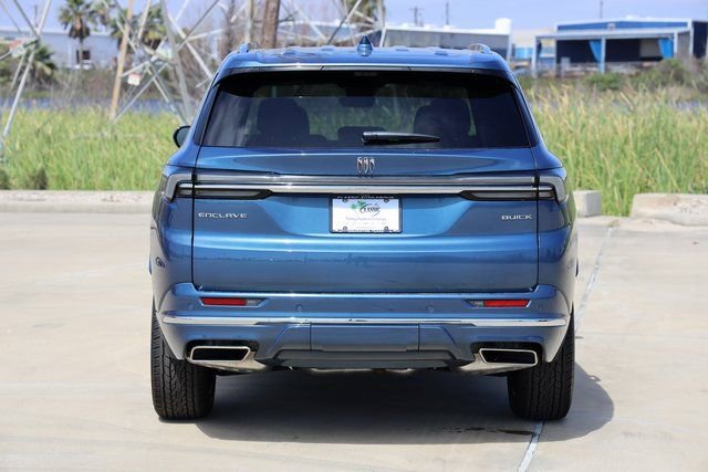 New 2026 Buick Enclave Avenir FWD image 7