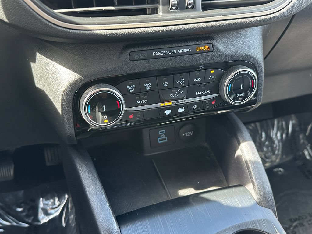 Used 2022 Ford Escape SEL FWD image 34