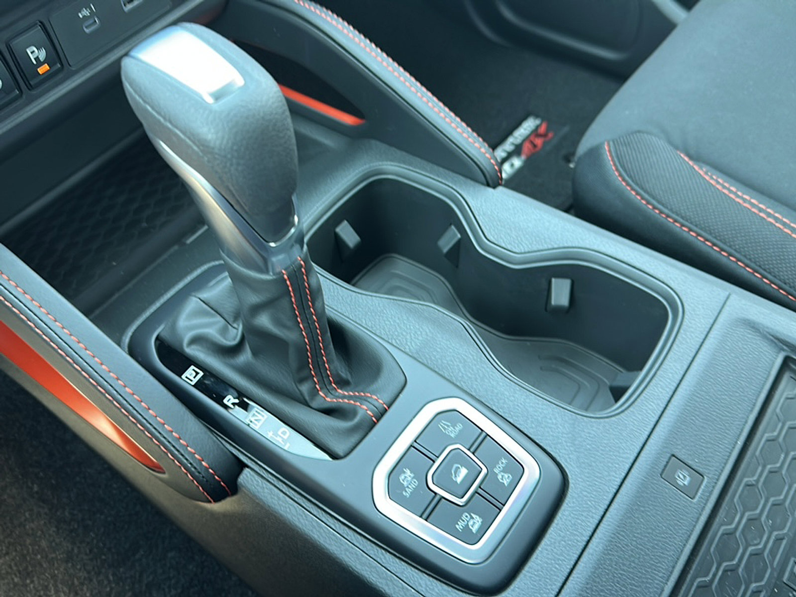 New 2026 Nissan Frontier PRO-4X w/ Pro-4x Convenience Package image 25