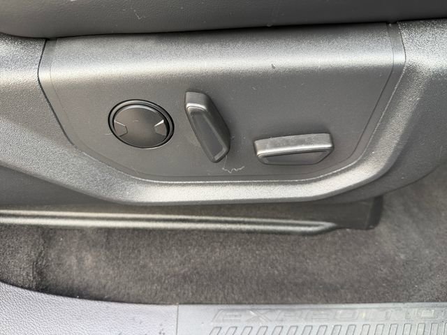 Used 2024 Ford Expedition XLT image 46