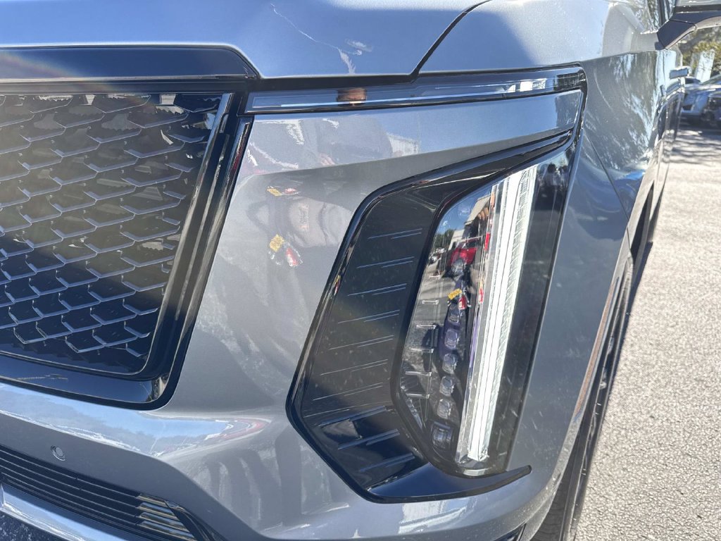 New 2027 Cadillac Escalade Sport w/ LPO, ONYX Package AWD/4WD image 9