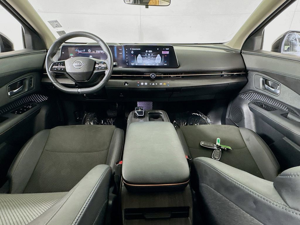 Used 2023 Nissan Ariya AWD image 21