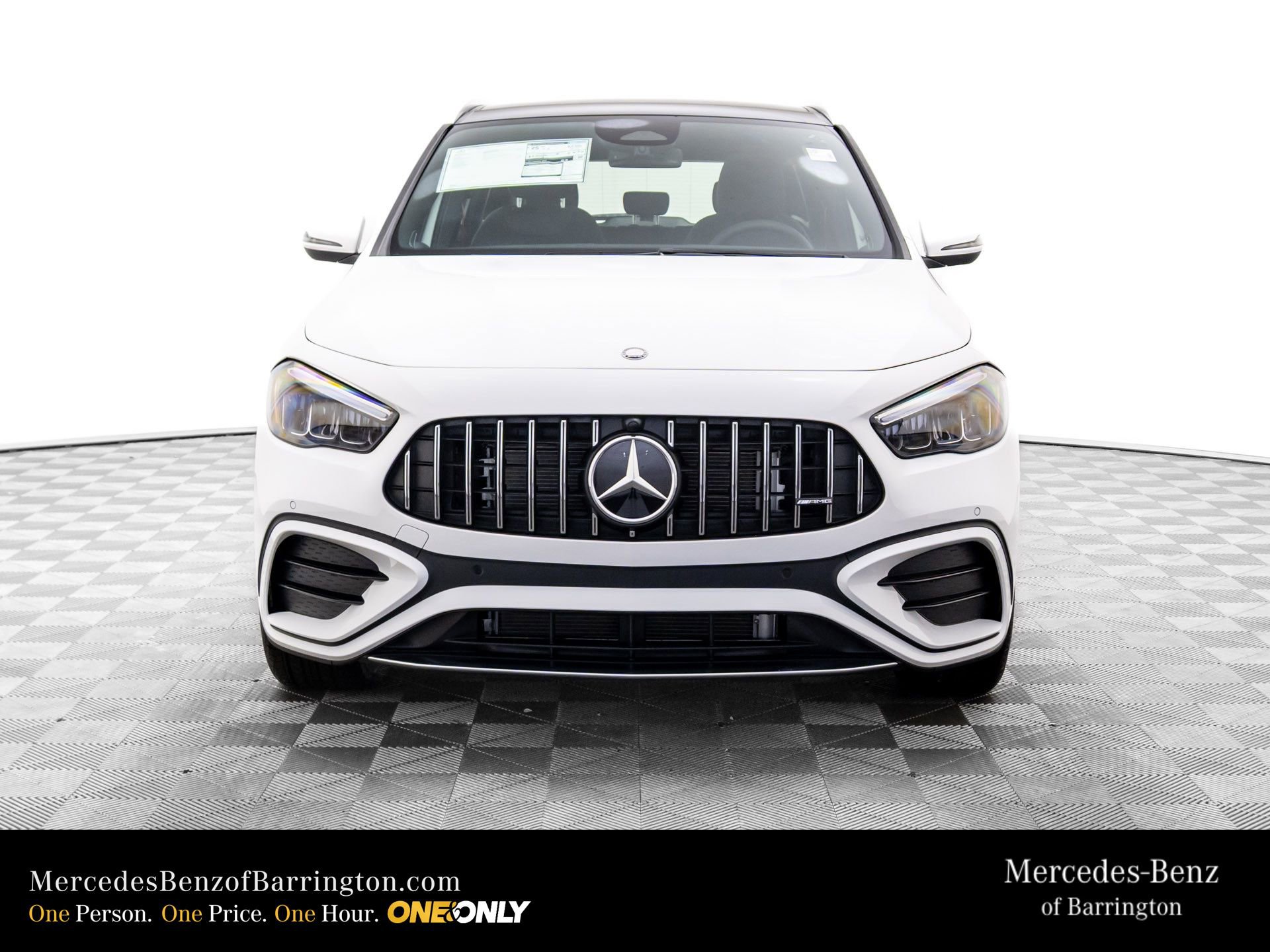 New 2026 Mercedes-Benz GLA 35 AMG 4MATIC image 10