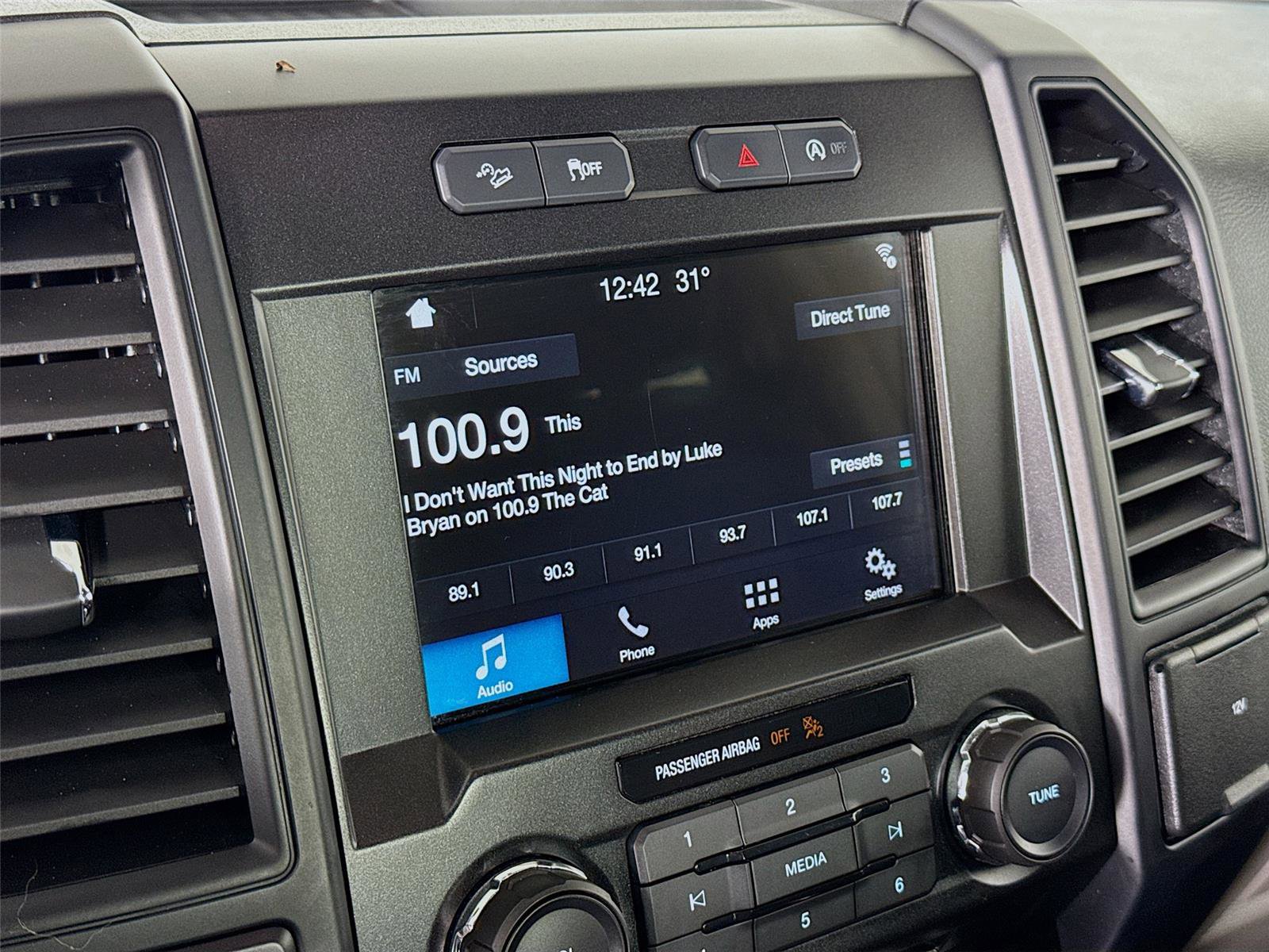 Used 2018 Ford F150 XL w/ Equipment Group 101A Mid image 17