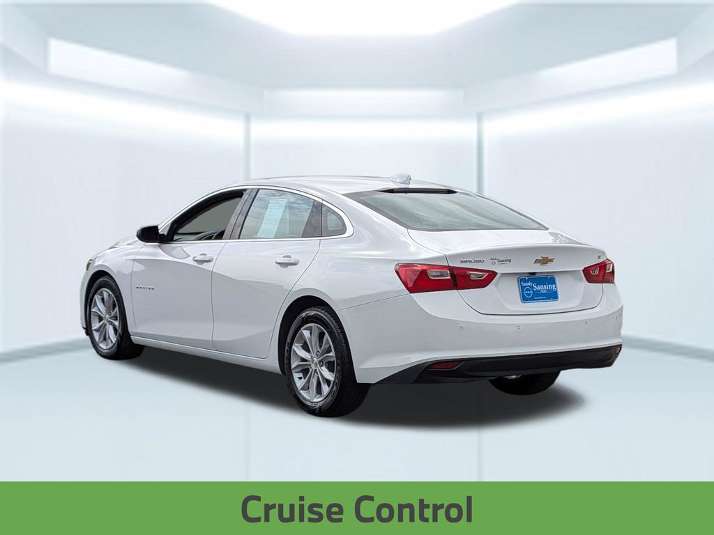 Used 2025 Chevrolet Malibu LT FWD image 4