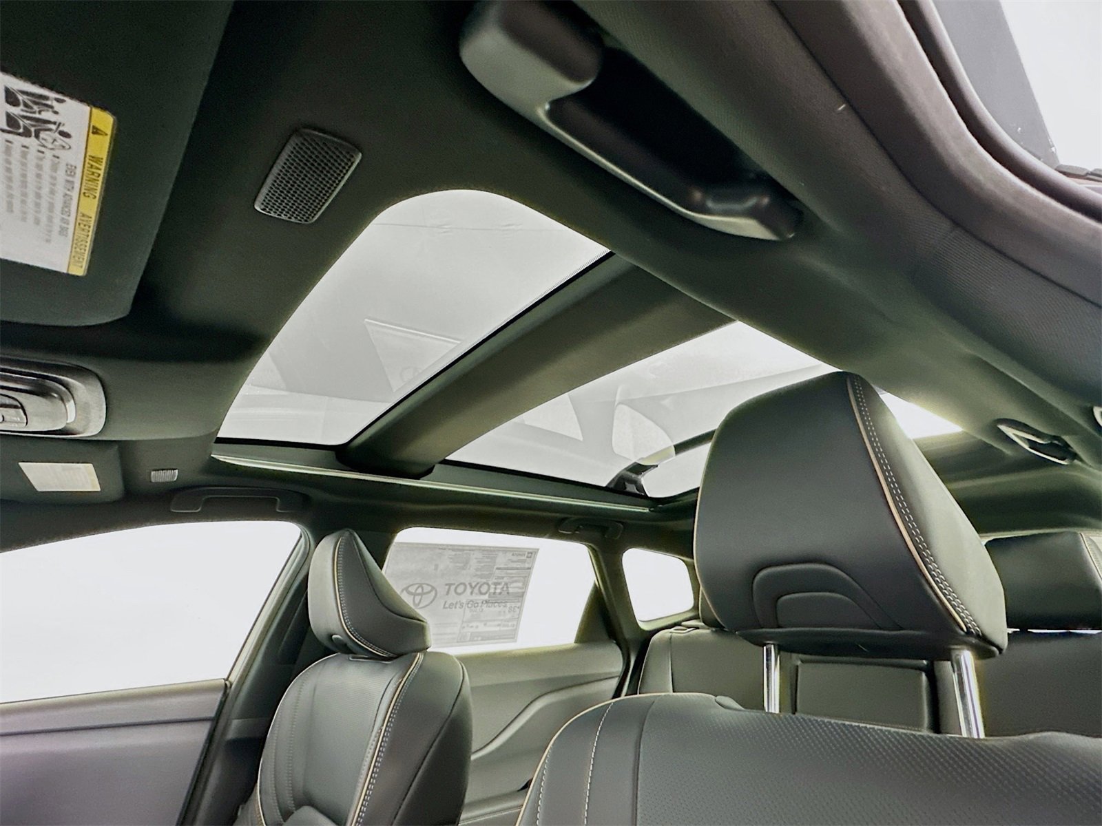 New 2025 Toyota Crown Signia Limited image 23