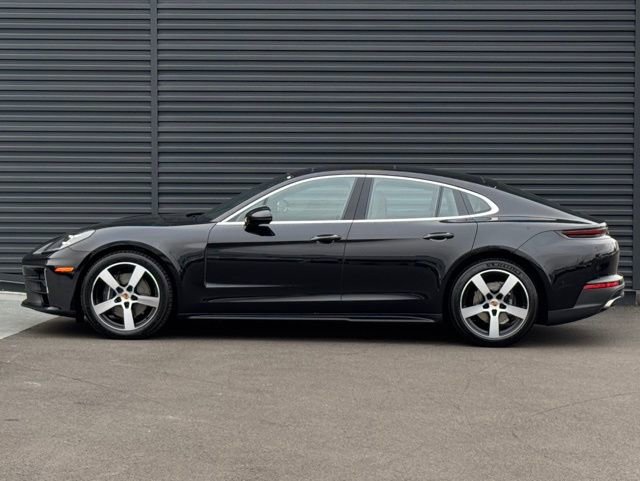 New 2026 Porsche Panamera 4 image 2