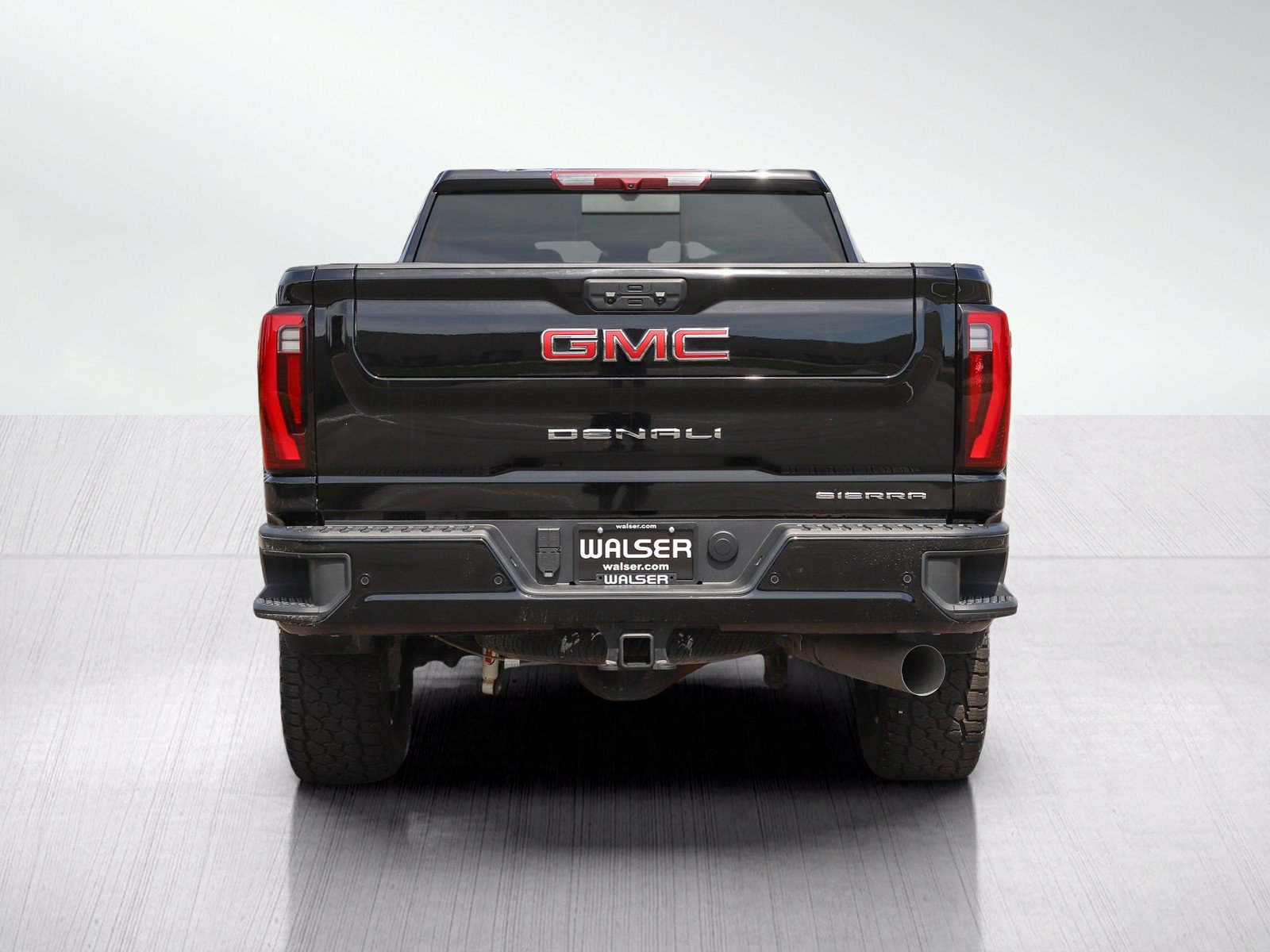 Used 2025 GMC Sierra 2500 Denali AWD/4WD image 9
