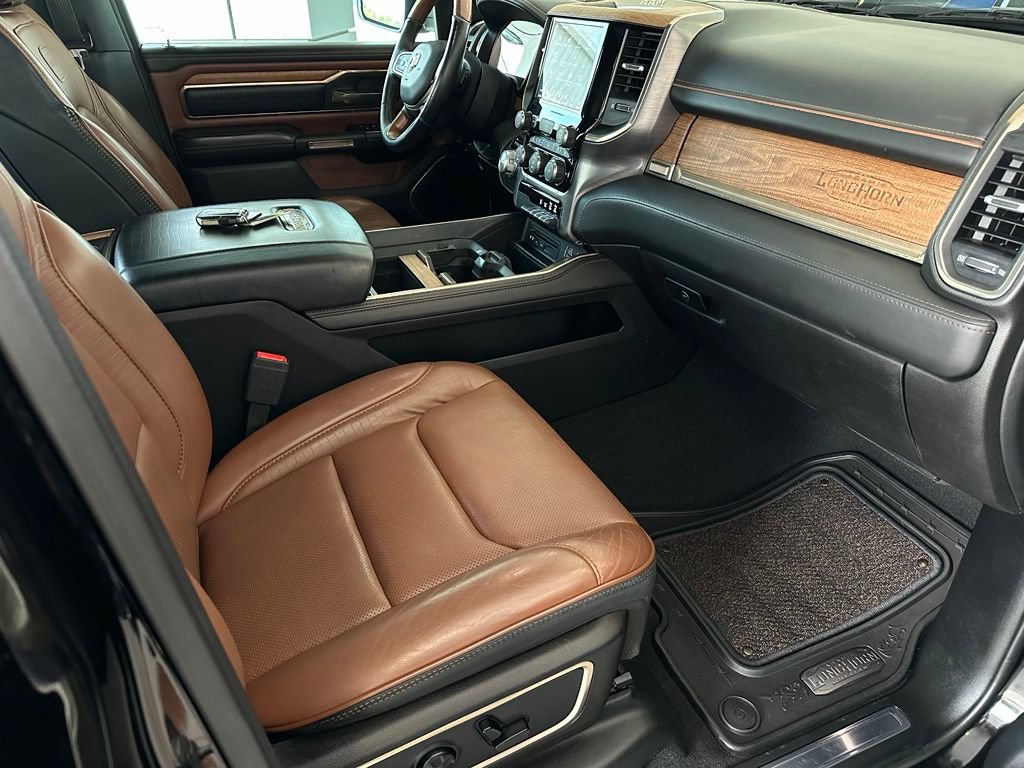 Used 2019 RAM 1500 Limited AWD/4WD image 16