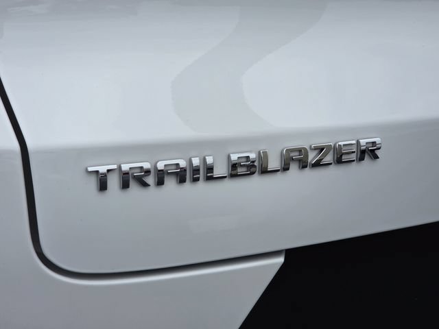 Certified 2023 Chevrolet TrailBlazer LS FWD image 23